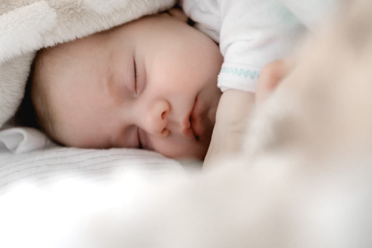 10 Early Pregnancy Symptoms Before a Missed Period
